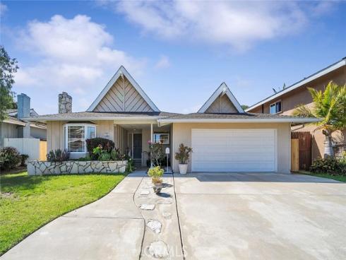 17341  Almelo   Lane, Huntington Beach, CA