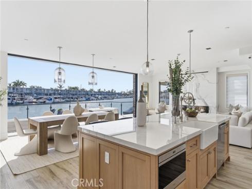 17007  Edgewater   Lane, Huntington Beach, CA