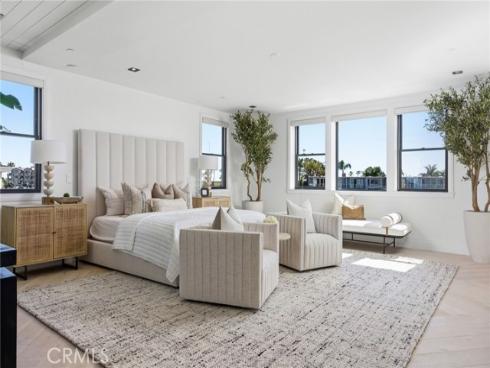 17007  Edgewater   Lane, Huntington Beach, CA