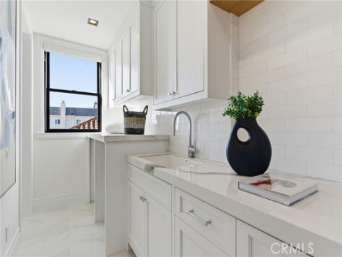 17007  Edgewater   Lane, Huntington Beach, CA