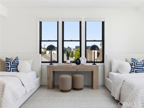 17007  Edgewater   Lane, Huntington Beach, CA