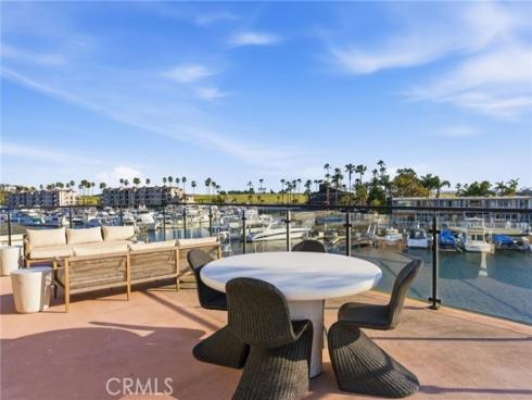 17007  Edgewater   Lane, Huntington Beach, CA