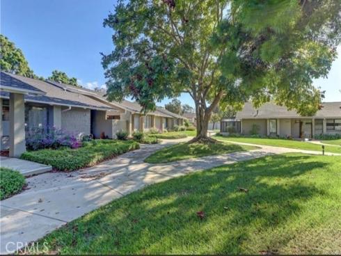 8932  Biscayne  1320-C  Court, Huntington Beach, CA