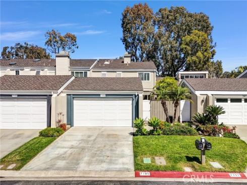 7195  Riptide   Circle, Huntington Beach, CA