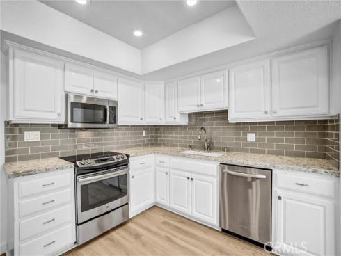 7195  Riptide   Circle, Huntington Beach, CA