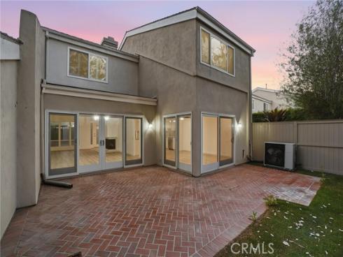 7195  Riptide   Circle, Huntington Beach, CA