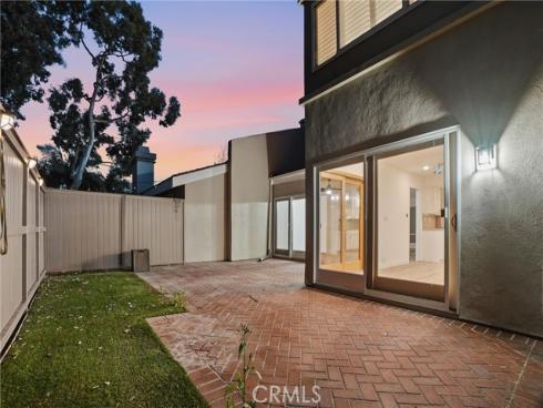 7195  Riptide   Circle, Huntington Beach, CA