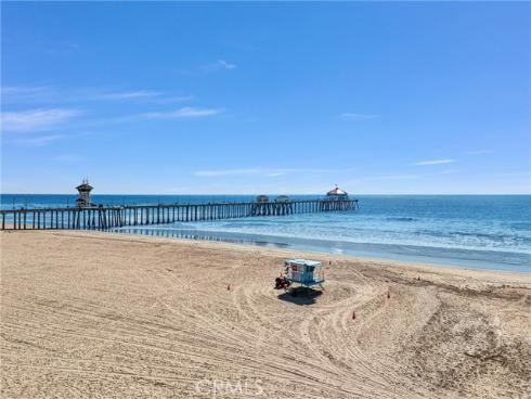 7195  Riptide   Circle, Huntington Beach, CA