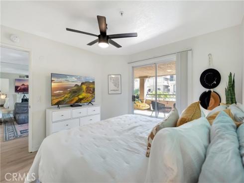 1200  Pacific Coast  106  Highway, Huntington Beach, CA