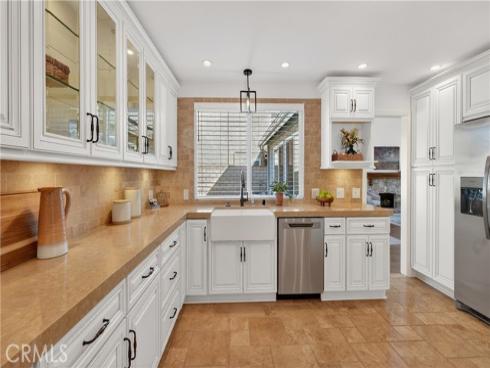 20261  Lighthouse  , Huntington Beach, CA