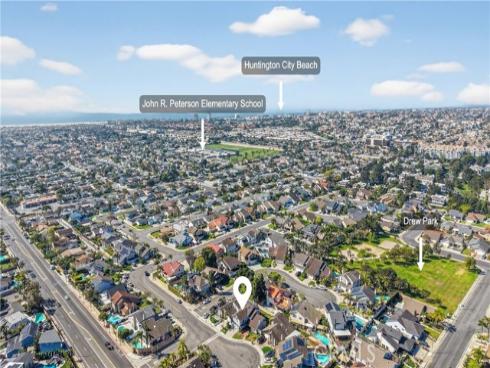 20261  Lighthouse  , Huntington Beach, CA