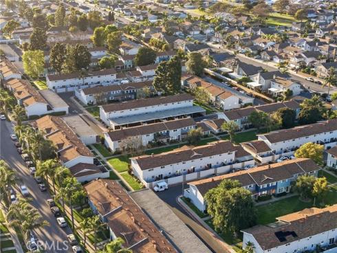 19774  Cambridge   Lane, Huntington Beach, CA