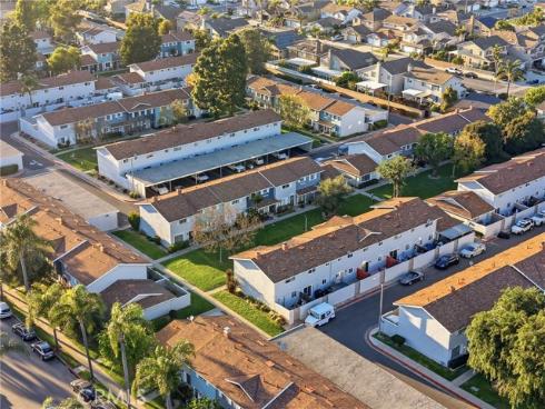 19774  Cambridge   Lane, Huntington Beach, CA