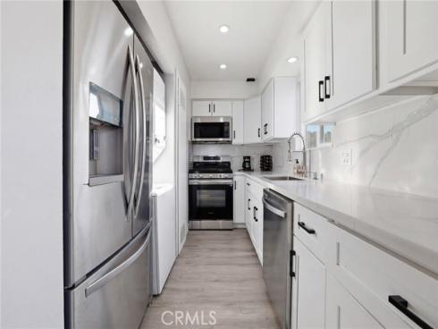 19774  Cambridge   Lane, Huntington Beach, CA