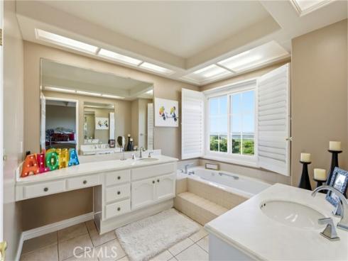 19225  Seabrook  , Huntington Beach, CA