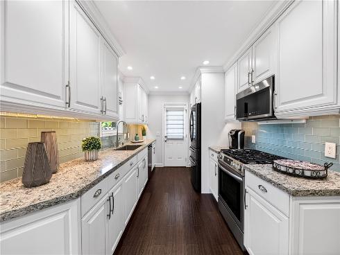 16381  Rhone  , Huntington Beach, CA