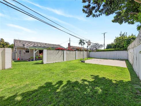16381  Rhone  , Huntington Beach, CA