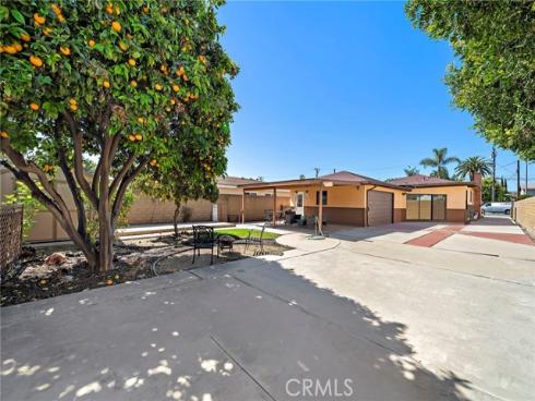 17162  Elm   Lane, Huntington Beach, CA