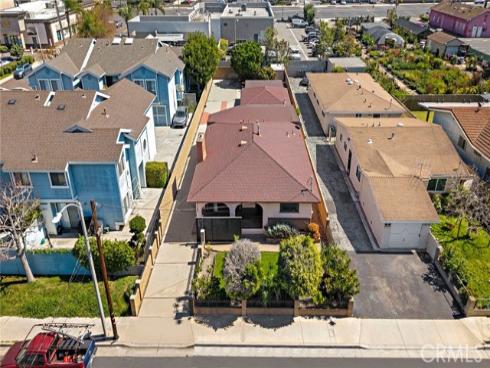 17162  Elm   Lane, Huntington Beach, CA