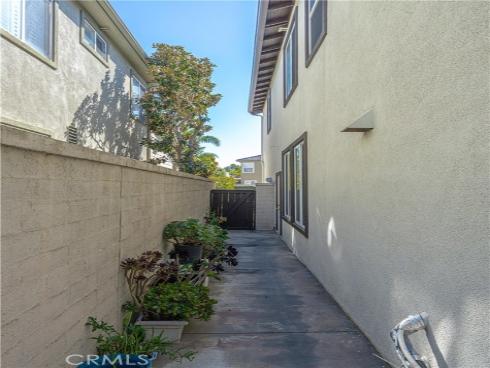 18571  Amalia  , Huntington Beach, CA