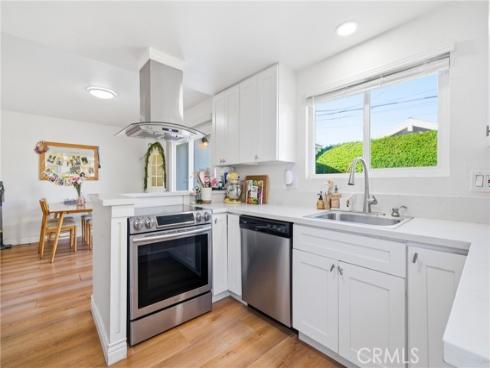 17571  Wrightwood   Lane, Huntington Beach, CA