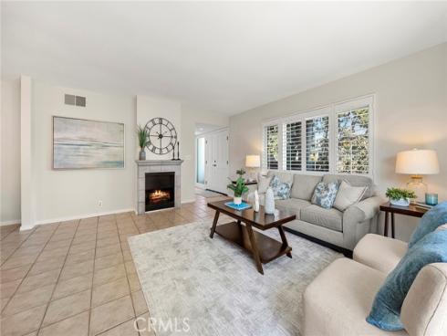 21114  Gypsy Moth   Lane, Huntington Beach, CA