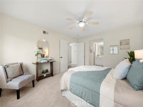 21114  Gypsy Moth   Lane, Huntington Beach, CA