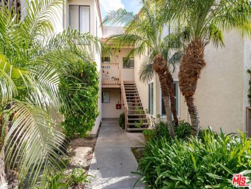 4852  Cabana  202  Drive, Huntington Beach, CA