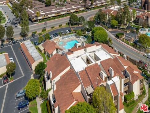 4852  Cabana  202  Drive, Huntington Beach, CA