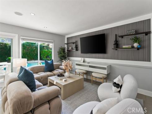 9882  Kings Canyon  , Huntington Beach, CA