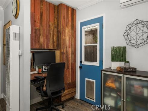 308  12th  , Huntington Beach, CA