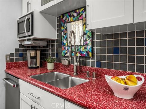 308  12th  , Huntington Beach, CA