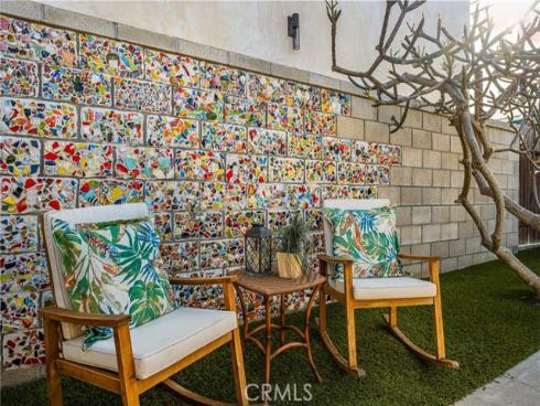 308  12th  , Huntington Beach, CA
