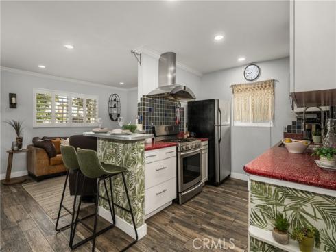 308  12th  , Huntington Beach, CA