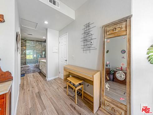 415  Townsquare  325  Lane, Huntington Beach, CA
