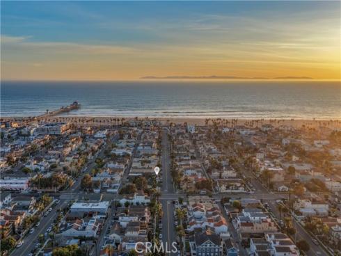 318  8th   Street, Huntington Beach, CA