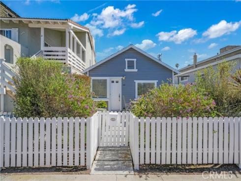 318  8th   Street, Huntington Beach, CA