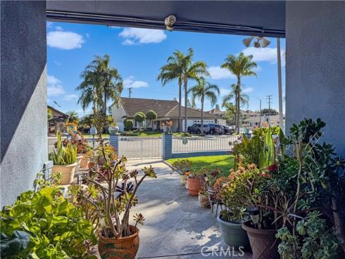 8131 Wenlock Circle, Huntington Beach, CA