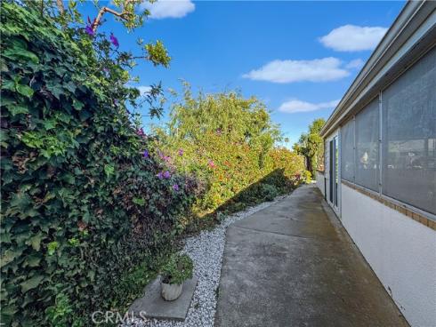 8131 Wenlock Circle, Huntington Beach, CA