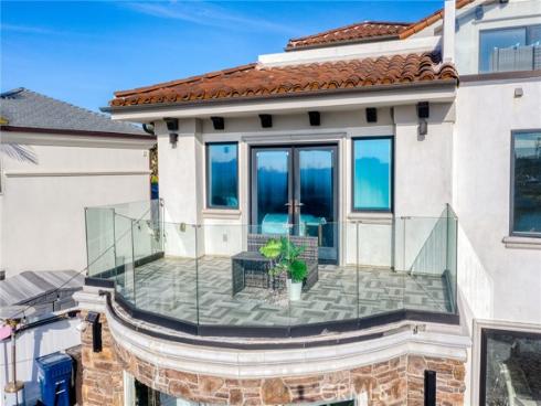 16861  Marina   Drive, Huntington Beach, CA