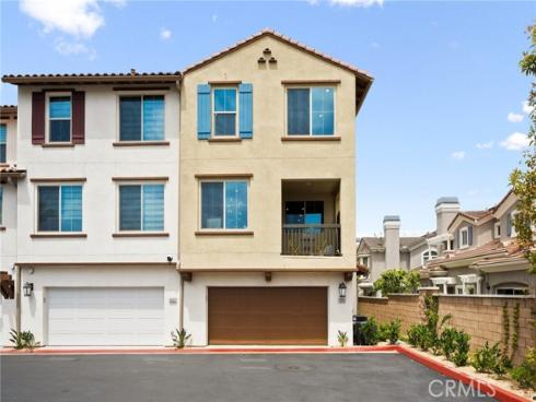 19101 Bluewave Court