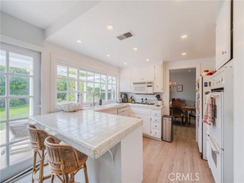 9512  Hightide  , Huntington Beach, CA