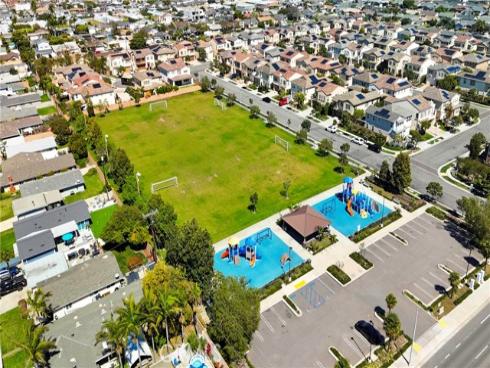 19622  Canberra Ln  , Huntington Beach, CA