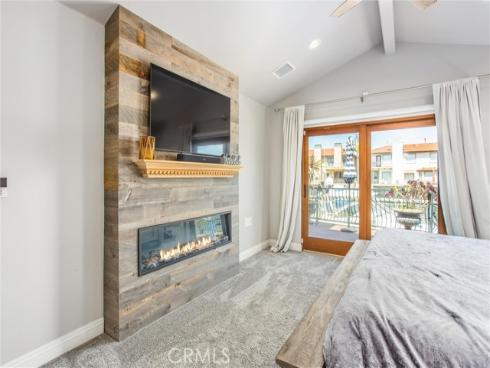 3311  Bounty   Circle, Huntington Beach, CA