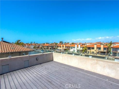 3311  Bounty   Circle, Huntington Beach, CA