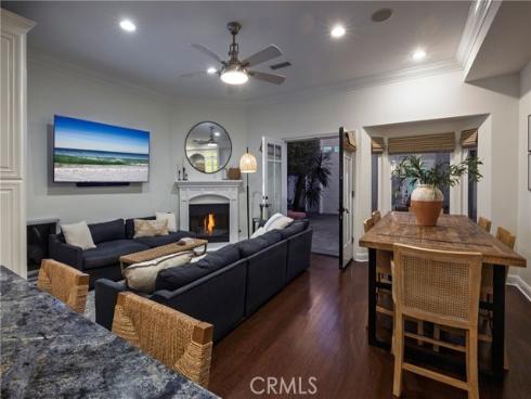 1113  California   Street, Huntington Beach, CA