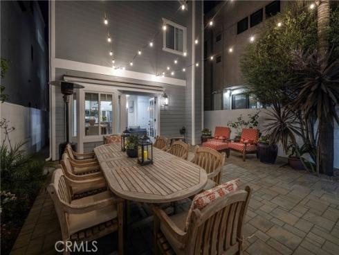 1113  California   Street, Huntington Beach, CA
