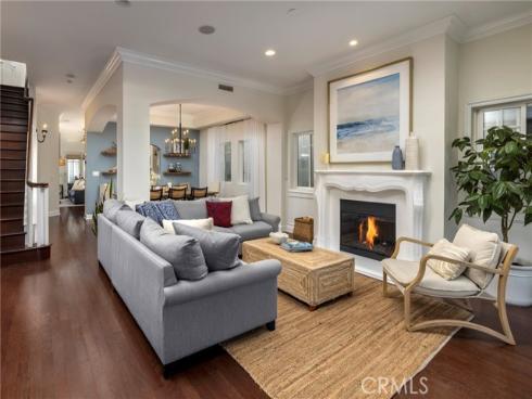 1113  California   Street, Huntington Beach, CA