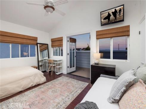 1113  California   Street, Huntington Beach, CA