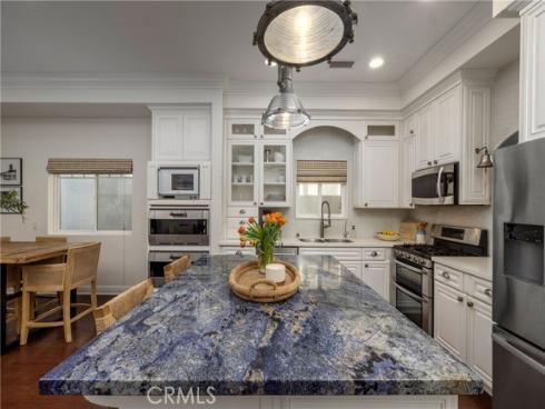 1113  California   Street, Huntington Beach, CA